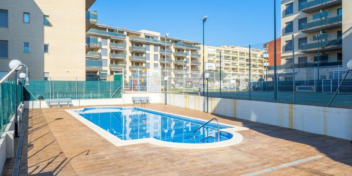 Alea Rentals - Albeniz La Pineda Extérieur photo